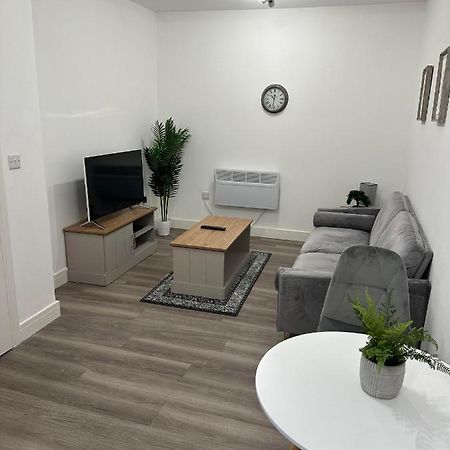 Flat In Luton Town Centre Διαμέρισμα Εξωτερικό φωτογραφία